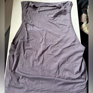 Lululemon sleeveless Muscle Tank in Dusty Lavender men’s xl